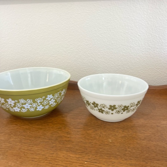 Vintage Pyrex Crazy Daisy Spring Blossom Floral Mixing Bowls - Picture 5 of 6
